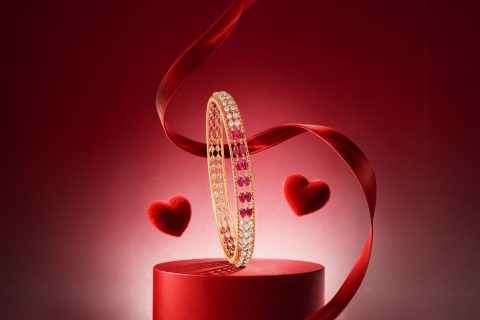 The Evolution of Elegance: Minimalist Jewelry Trends in the UAE | Aksara Jewellers